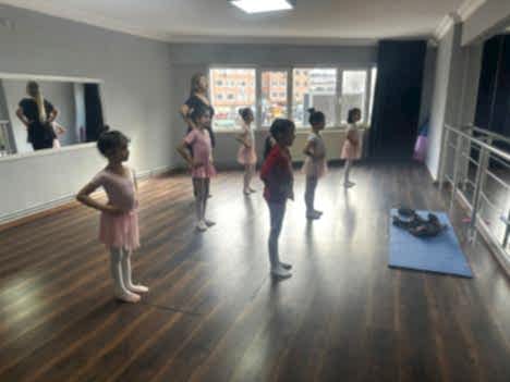 Galeri - Ümraniye Sanat Akademisi - Ümraniye Sanat Okulu