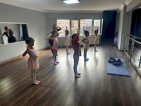 Galeri - Ümraniye Sanat Akademisi - Ümraniye Sanat Okulu