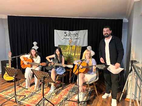 Galeri - Ümraniye Sanat Akademisi - Ümraniye Sanat Okulu